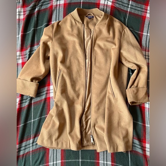 Roaman’s Women’s 14/16 Coat - Picture 2 of 3